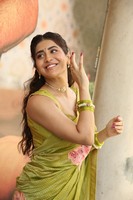 Rashi Singh Images